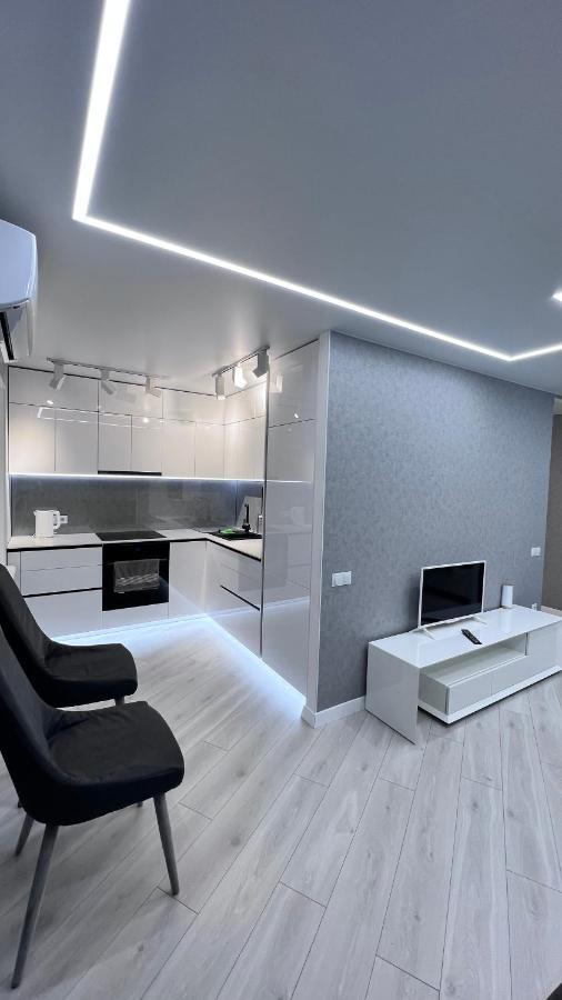 Appartamento Modern Gagarina Avenue Dnipro Esterno foto