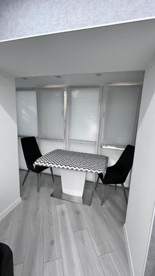 Appartamento Modern Gagarina Avenue Dnipro Esterno foto