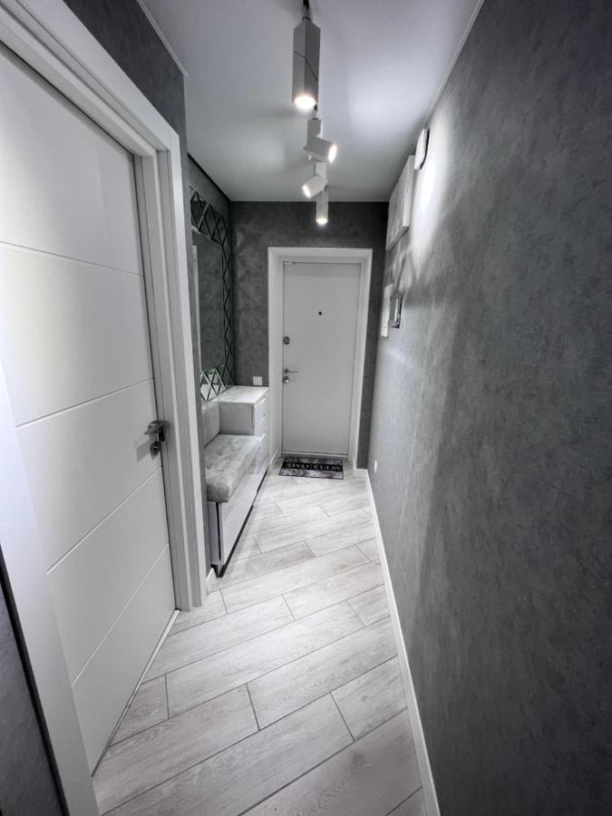 Appartamento Modern Gagarina Avenue Dnipro Esterno foto