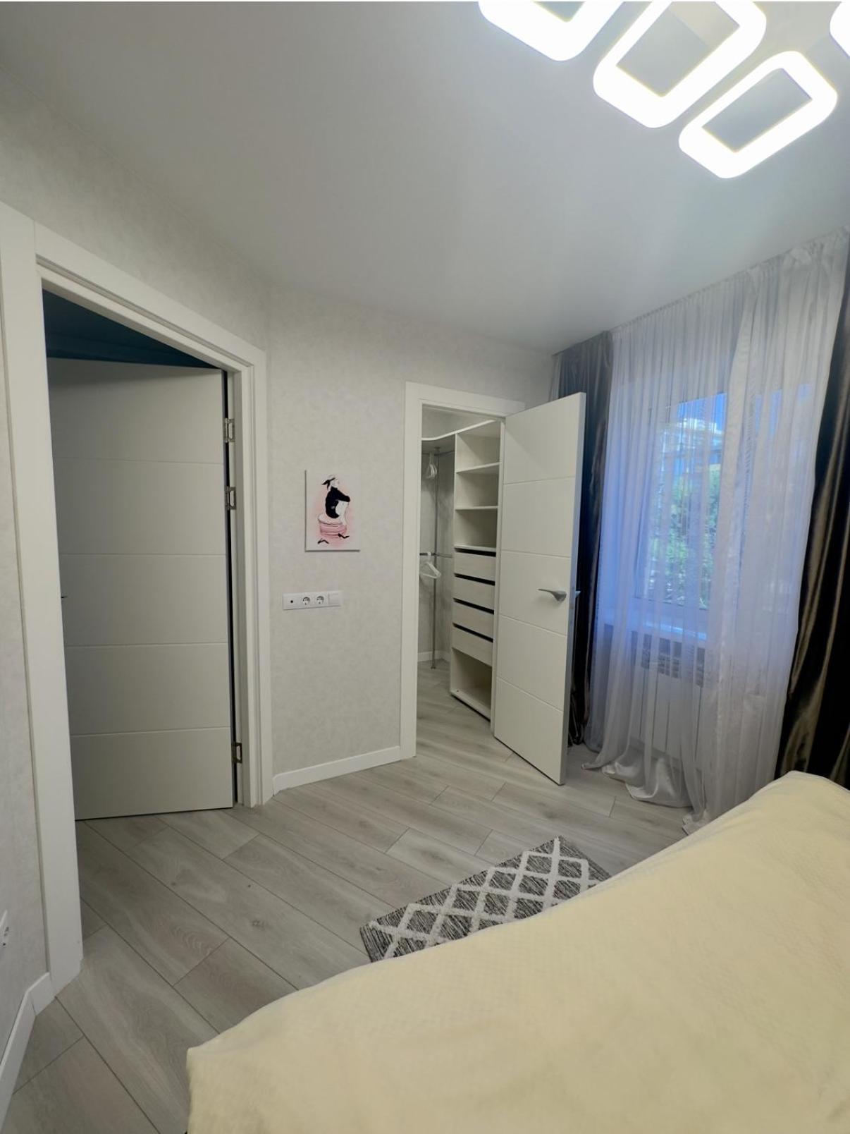 Appartamento Modern Gagarina Avenue Dnipro Esterno foto